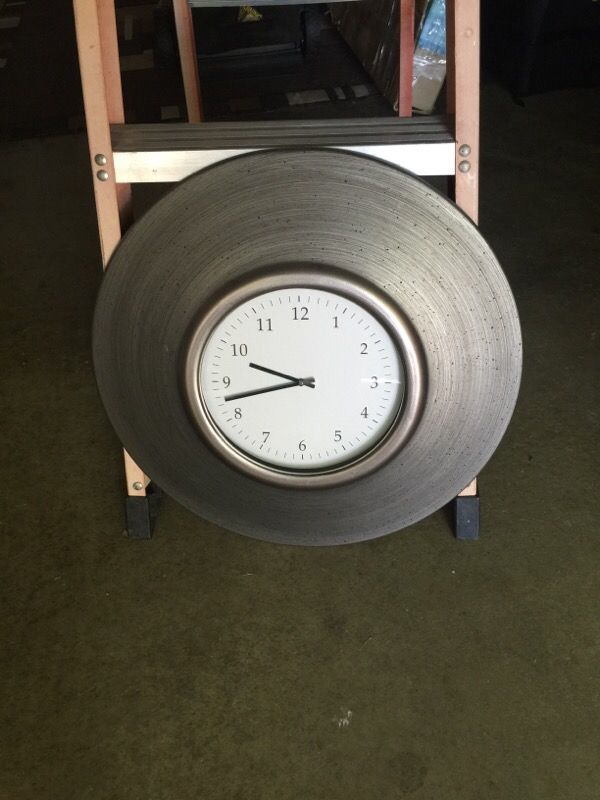 Wall clock