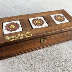 Vintage 1990s Wooden Trinket Box from Riviera Maya, Mexico – Handcrafted with Ceramic Sun Tiles – 19 cm
