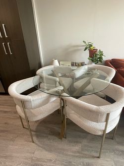 Dining Set with 4 Chairs