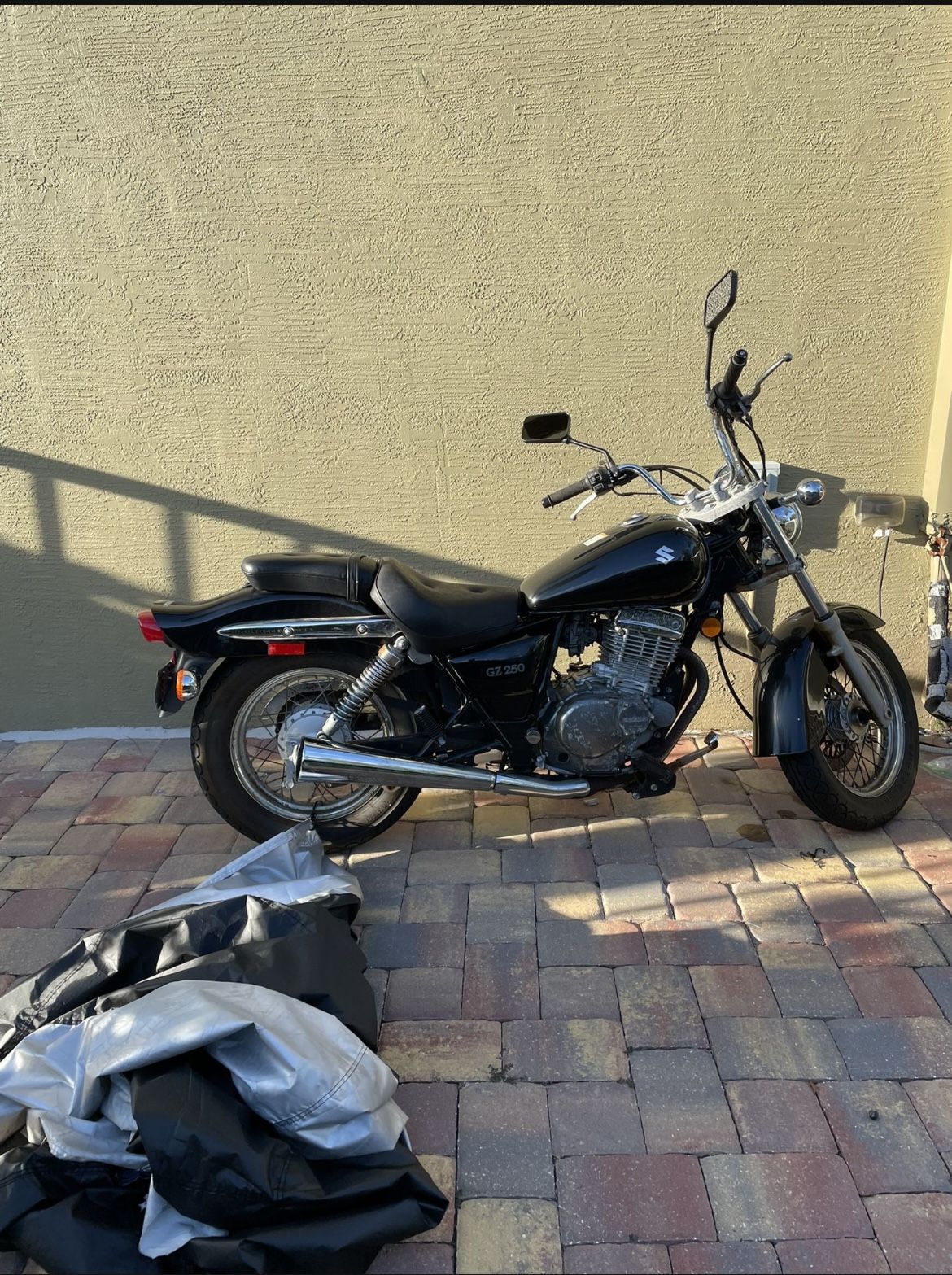 2005 Suzuki GZ250