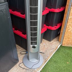 Lasko Standing Fan W/remote