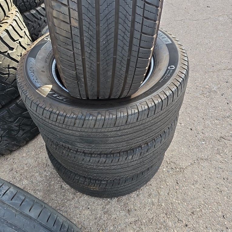 4 TIRES Michelin 265/65/18. 95%%%%%good Condition for Sale in Phoenix ...