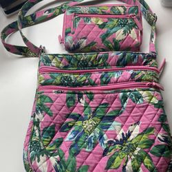 Vera Bradley Pocketbook And Wallet Lazy boy recliner 