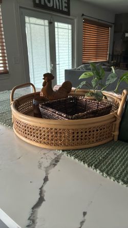Large serving tray