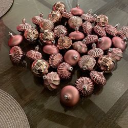 Beautiful Dusty Rose ornaments for🌲 Decoration 40 Pieces Different Shapes 