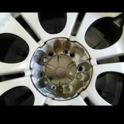 Rims with locking nuts And Tires