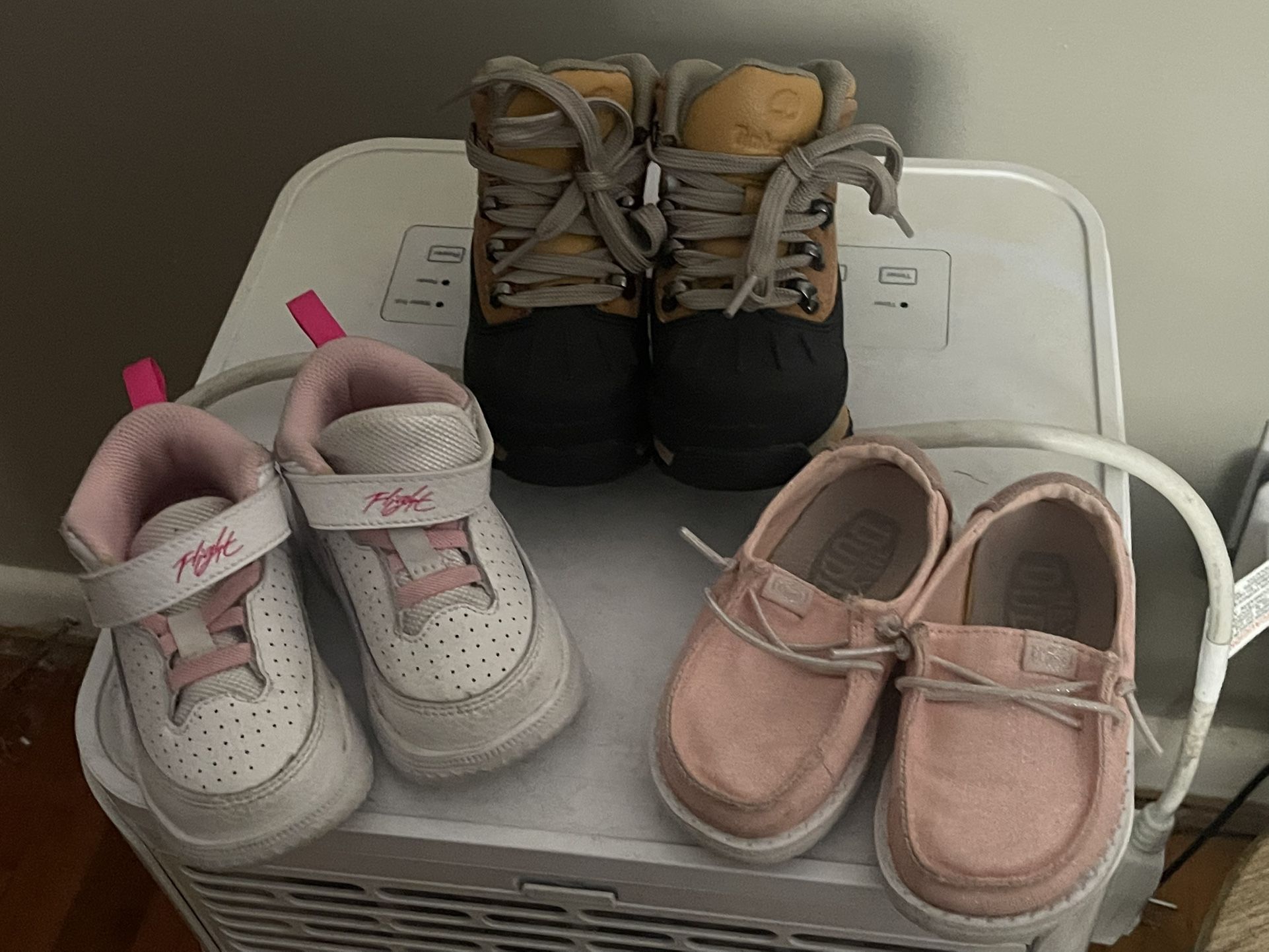 babies shoes