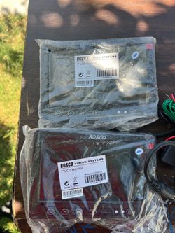ROSCO VISION SYSTEMS7" LCD Monitor Two new monitors and a used camera.