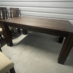 Oak Dining Table Set with 6 Chairs + Hutch