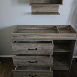 South Shore Tassio Changing Table  And Wall Standt