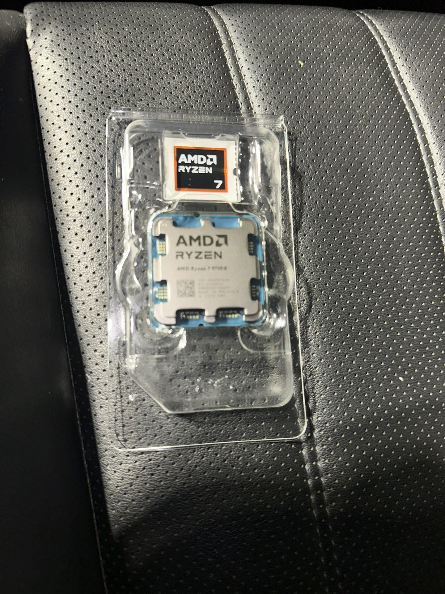 CPU AMD RYZEN 7 9700X