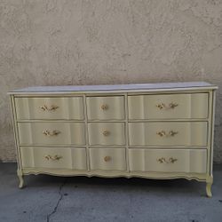 NINE DRAWERS WOODEN DRESSER 
