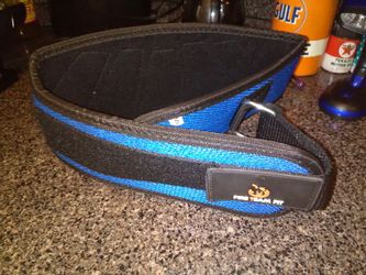 Velcro weight lifting belt new size small