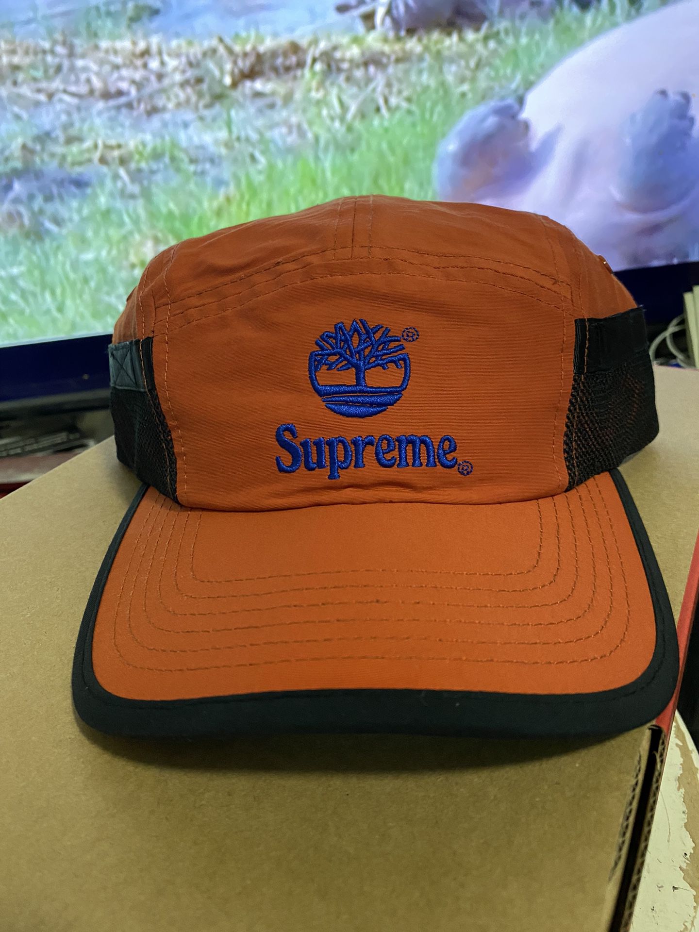 SUPREME/ TIMBERLAND CAMP CAP RUST OS SS21 WEEK 12
