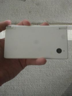 Nintendo NDSi white