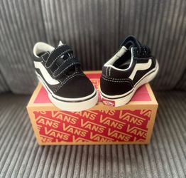 VANS - OLD SKOOL V