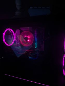 Ryzen 7 7800x3d with RX 6600XT 16gb DDR5 RGB ram.