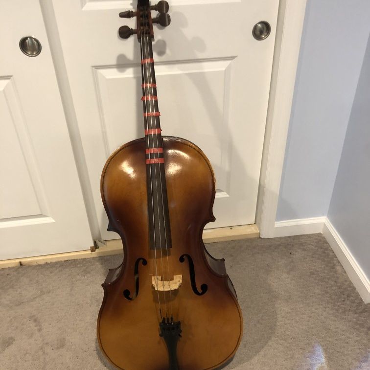 Engelhardt Cello, bow and carrying case, Made in USA