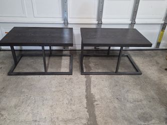 2 Airdon Coffee Tables 