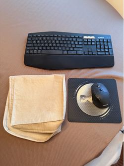 Logitech wireless keyboard & mouse