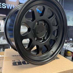 Method Wheels MR31678560500 Set of 4 17x8.5 6x5.5 MR316 Matte Black Wheels