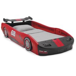 Delta Children Twin Car Bed – RED – Gently Used! 🏎️