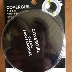 Covergirl Clean Professional Loose Powder. 
