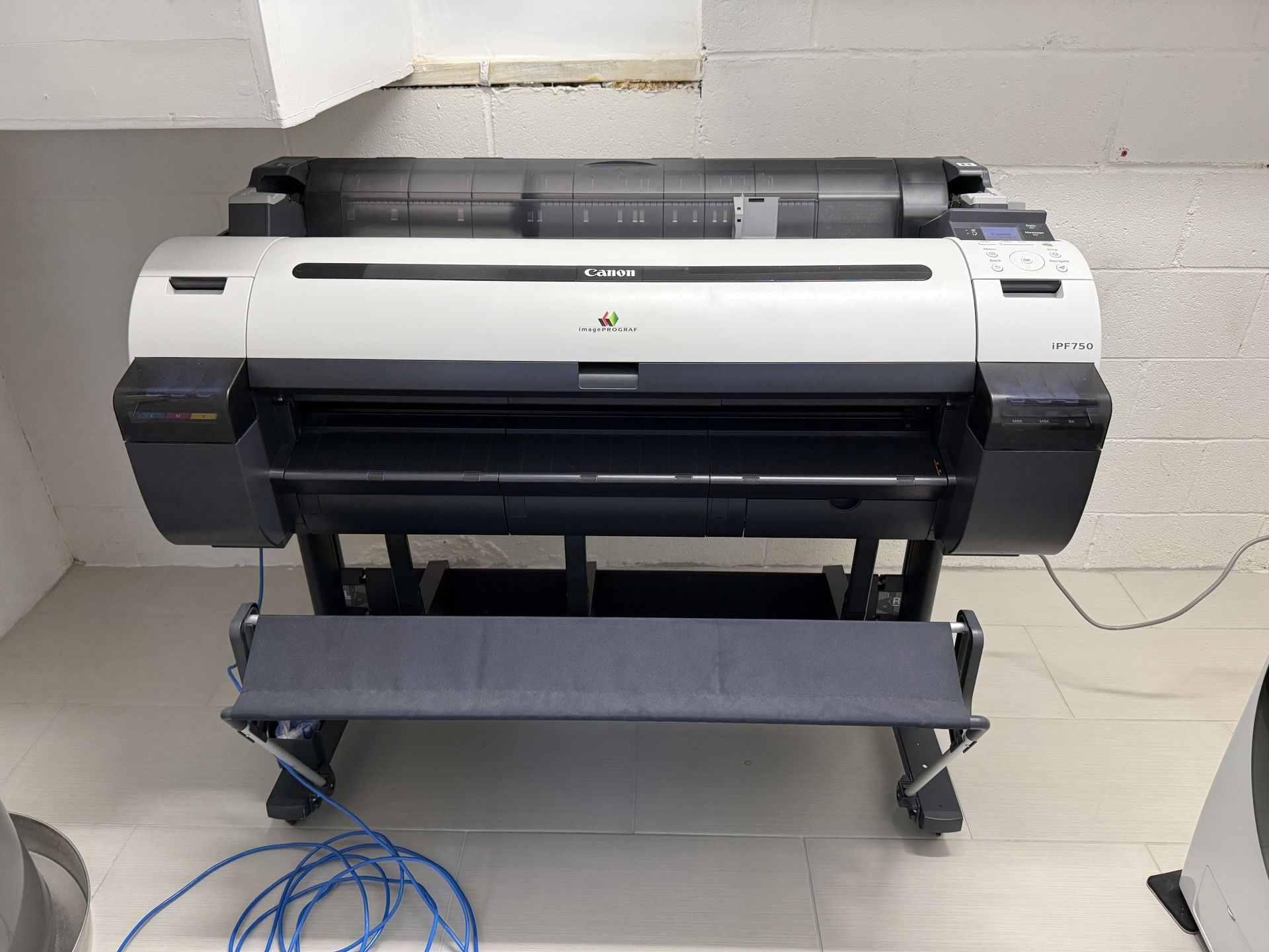 Used Canon iPF750 Large Format Printer