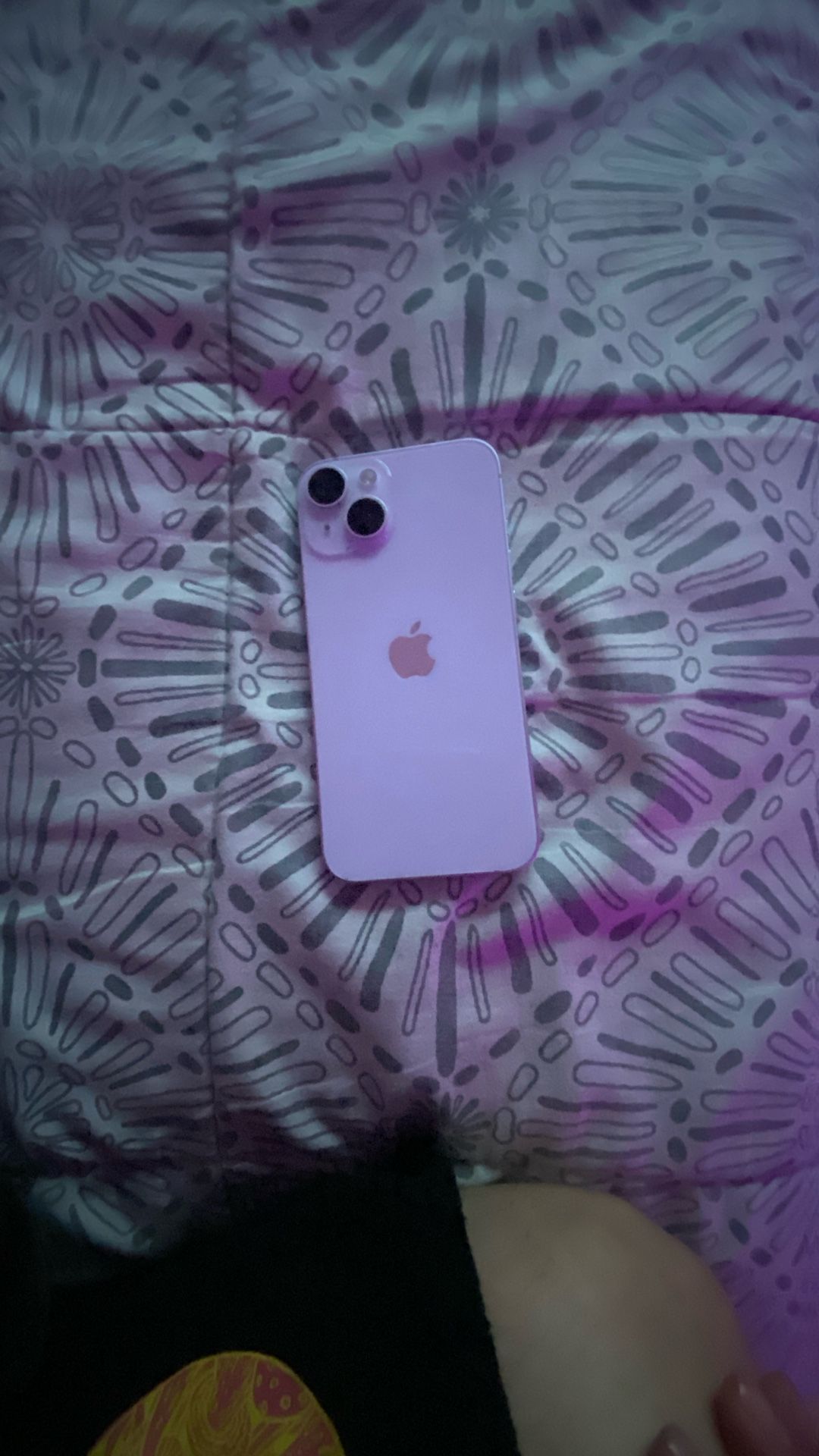 purple iphone 14