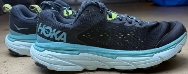 Hoka Woman’s 9B