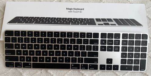 Apple Magic Keyboard with Touch ID & Numeric Keypad (Black Keys) – In Box