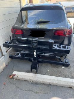 Thule T2 Pro XT Hitch-Mount Bike Rack 1.25” Receiver with 1.25in to 2in converter