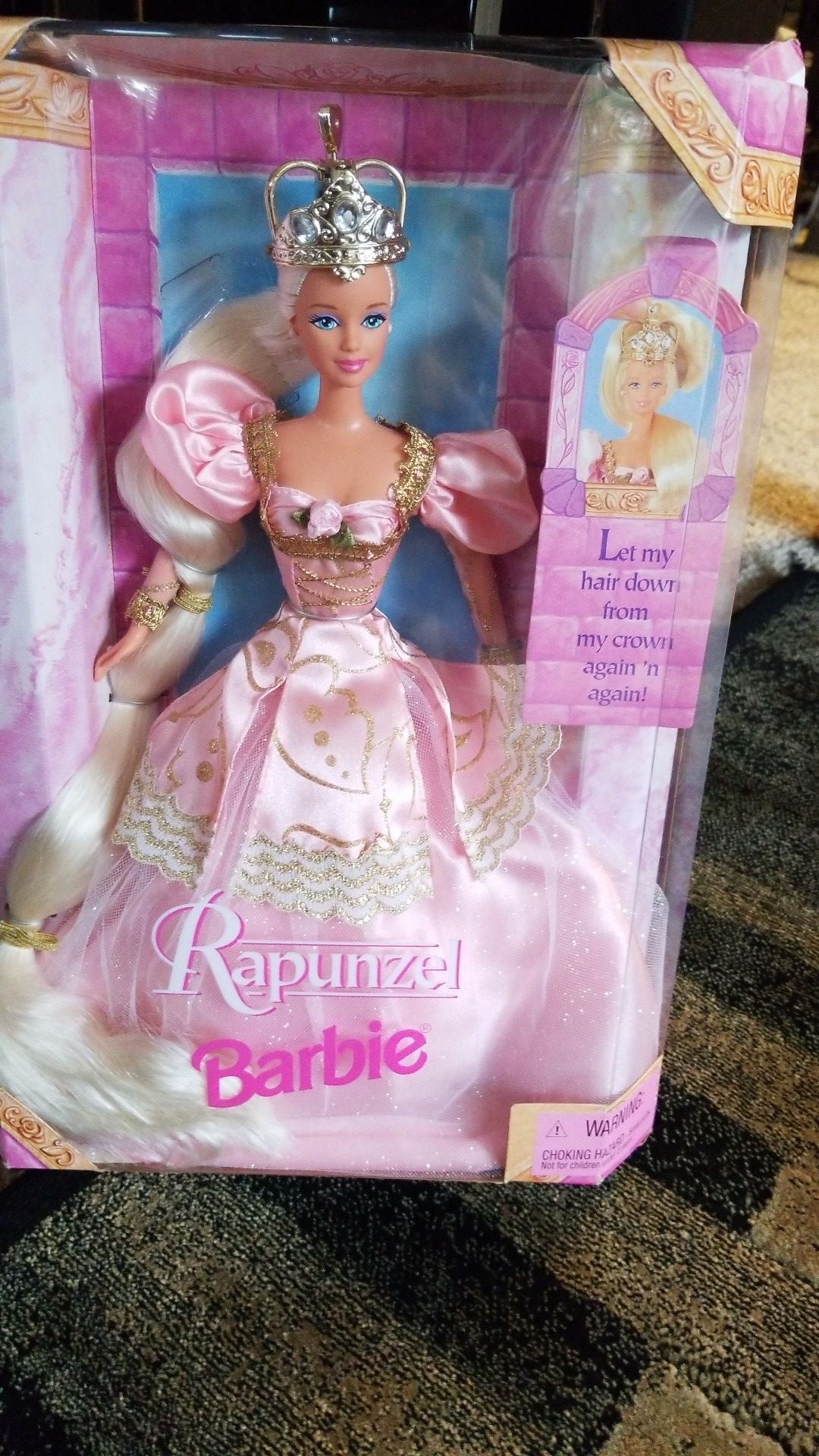NIB BARBIE: Rapunzel