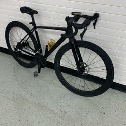 TREK EMONDA ALR5 2023 ***PRICE INCLUDES SALES TAX ***