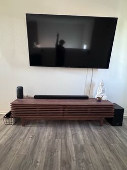 Tv  & entertainment center