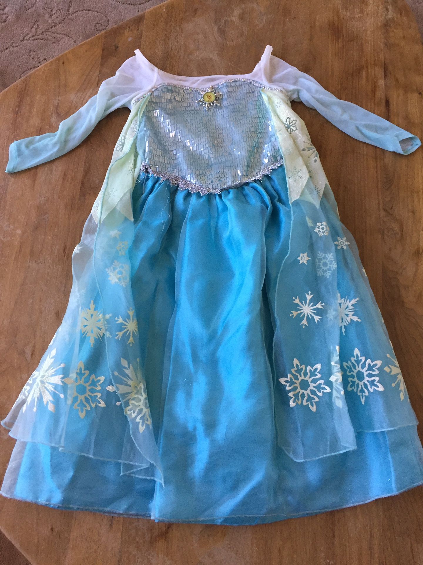 Disney costume-Frozen Elsa-size 4