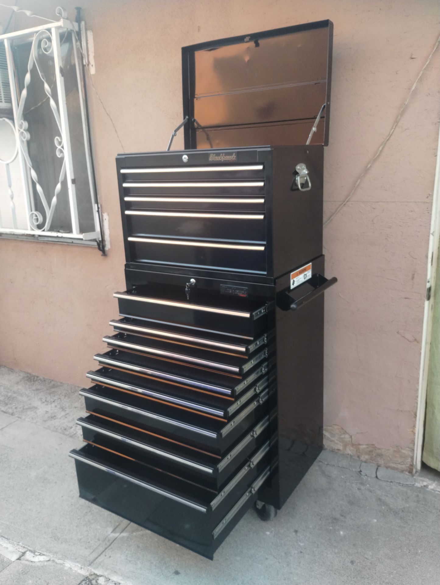 Blackhawk proto tools box..H..60..W..27..D..18