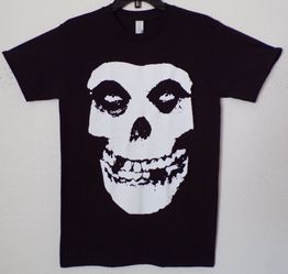 New "Misfits Fiend Ghost Face" Unisex Silkscreen T-Shirt. Available From Small-3XL.
