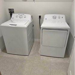 Whirlpool Washer And Dryer 
