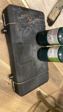 Propane flame station with wind guard