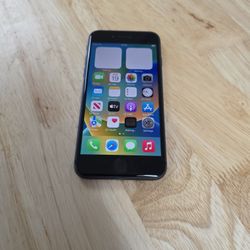 Iphone 8 64gb. Unlock ANY Sim 