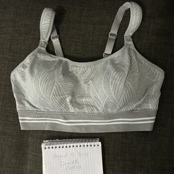 Momcozy 4 in 1 pumping/nursing bra