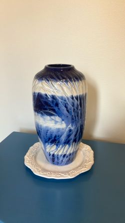 Decorative vase