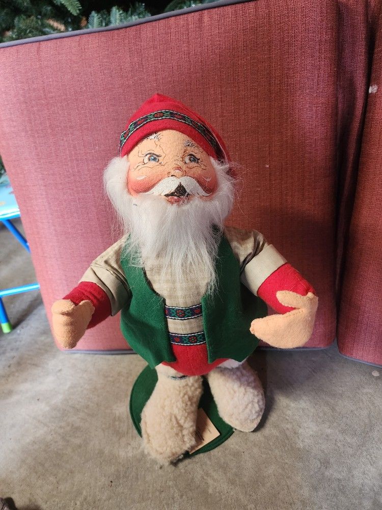 #4 Various Anna-Lee Figures