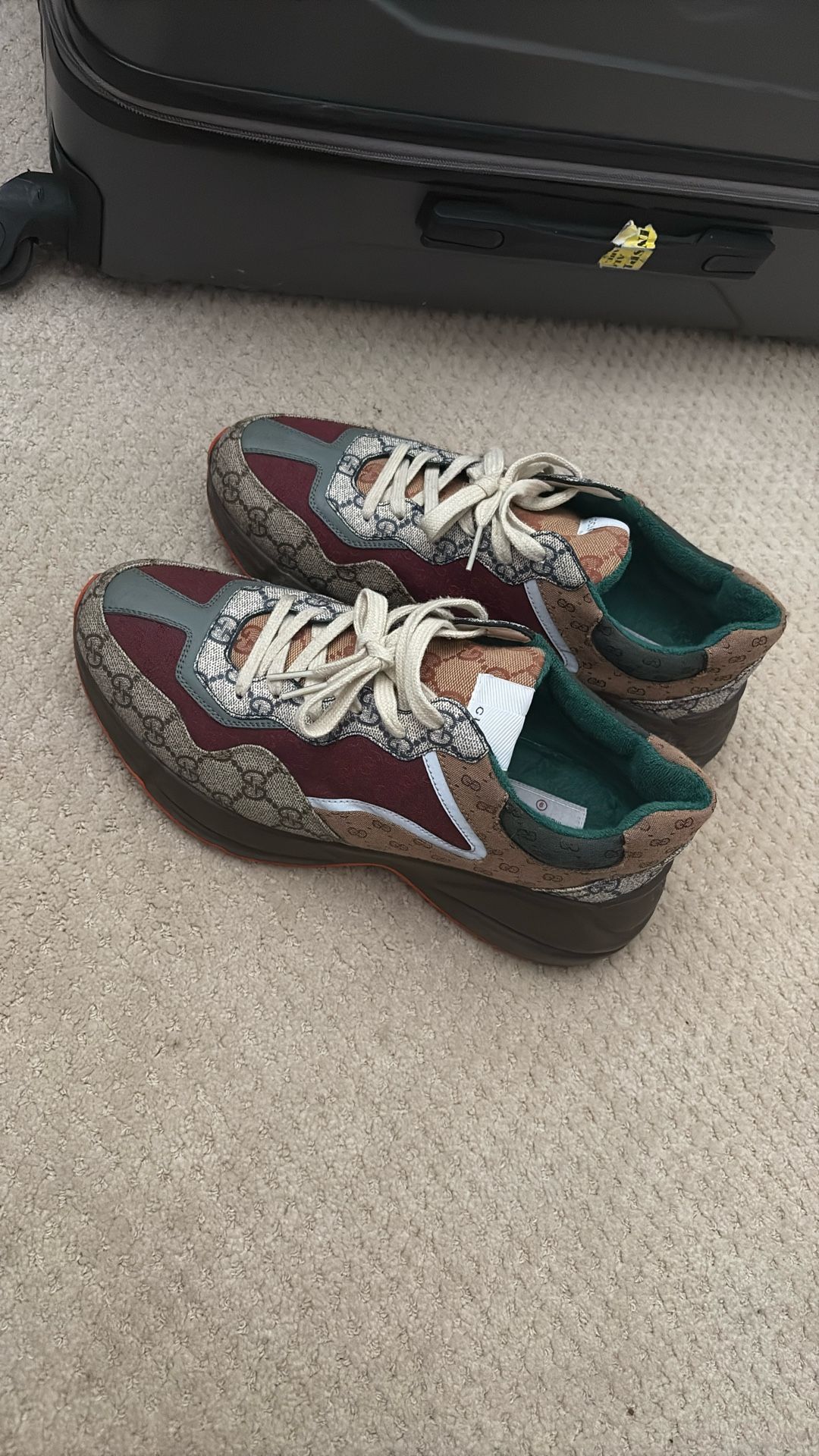 Gucci Sneakers