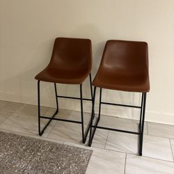 2x Bar Stools 