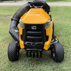 Cub cadet xt1 42" zero turn mower// John Deere// Toro Timecutter//cub Cadet // Honda// Ariens Apex//