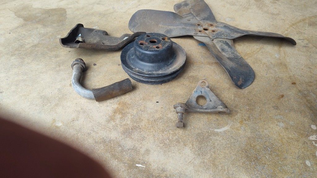 Chevy 350 305  Parts 