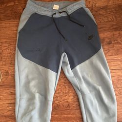 NIKE SPORTSWEAR TECH FLEECE JOGGERS (Dark Marina Blue / Black) 