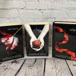 Twilight Saga Series Set: New Moon, Eclipse, Twilight Hardcover & Paperback